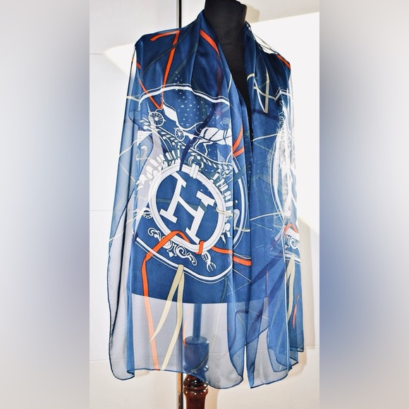 Hermes Scarf Made In France Attrape Tes Reves Silk Logo - Picture 1 of 7